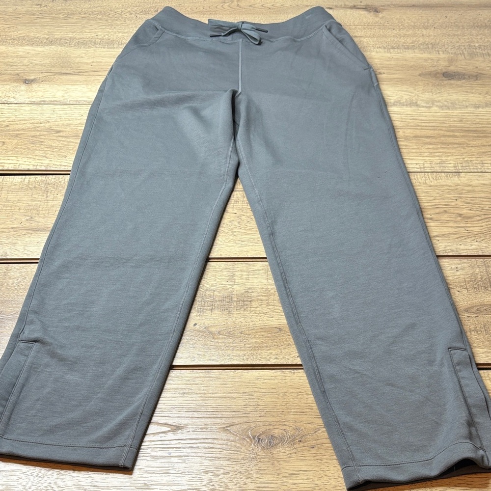 BYLT Premium Basics Women's Gray Joggers Size Medium